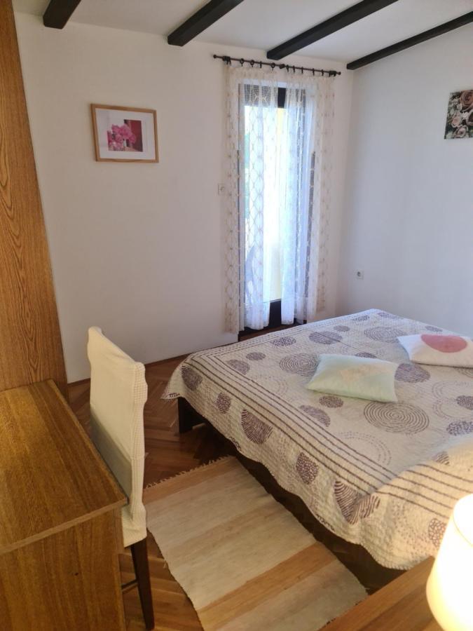 Apartments Pinezic Мартиншчица Экстерьер фото